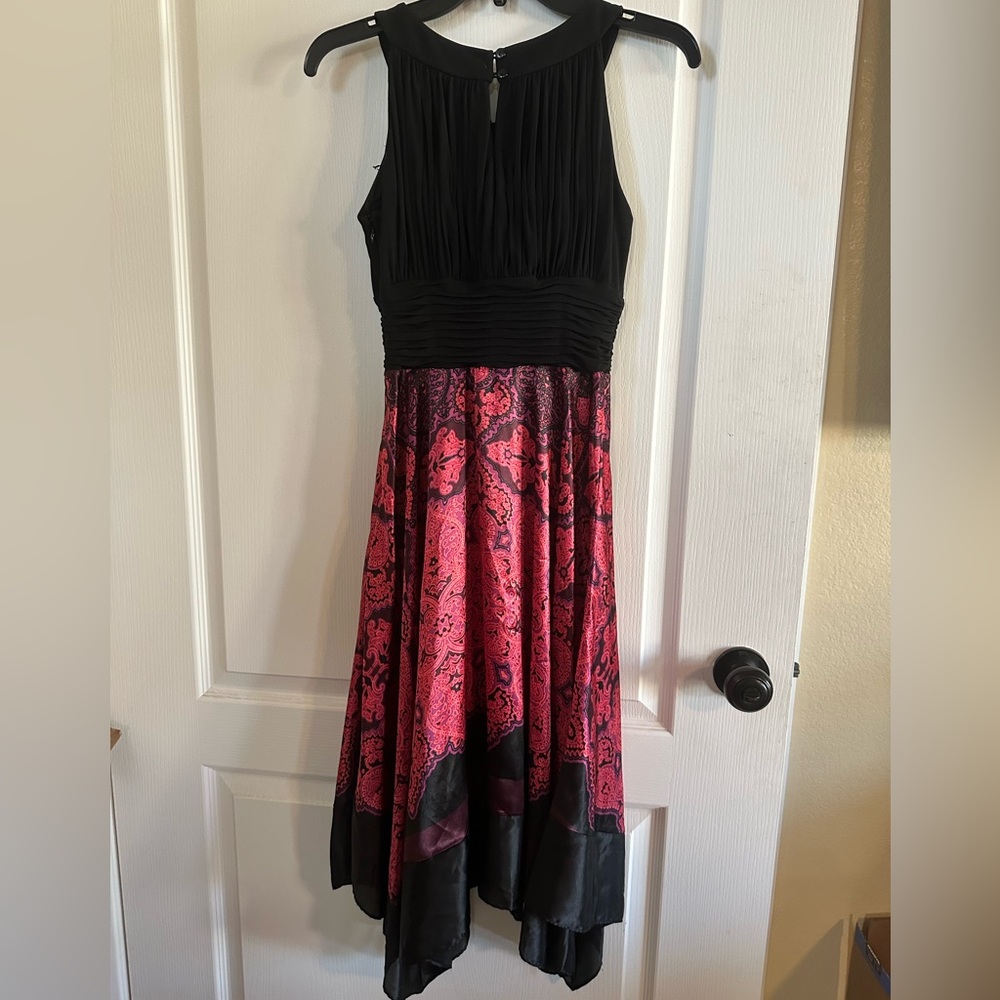 Signature by Sangria High Low Dress Size S Black/Red. Prom - Picture 5 of 6